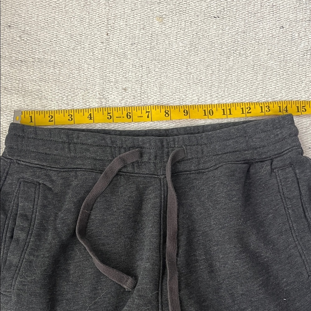 Hollister Men's Charcoal Athletic Shorts - Picture 4 of 7